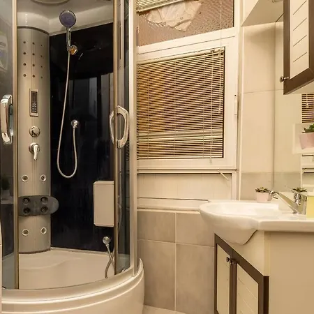 Apartman Cozy Cihangir 1bdr Historical Unit