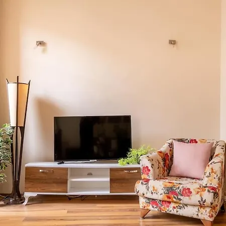 Cozy Cihangir 1bdr Historical Unit Lejlighed Istanbul